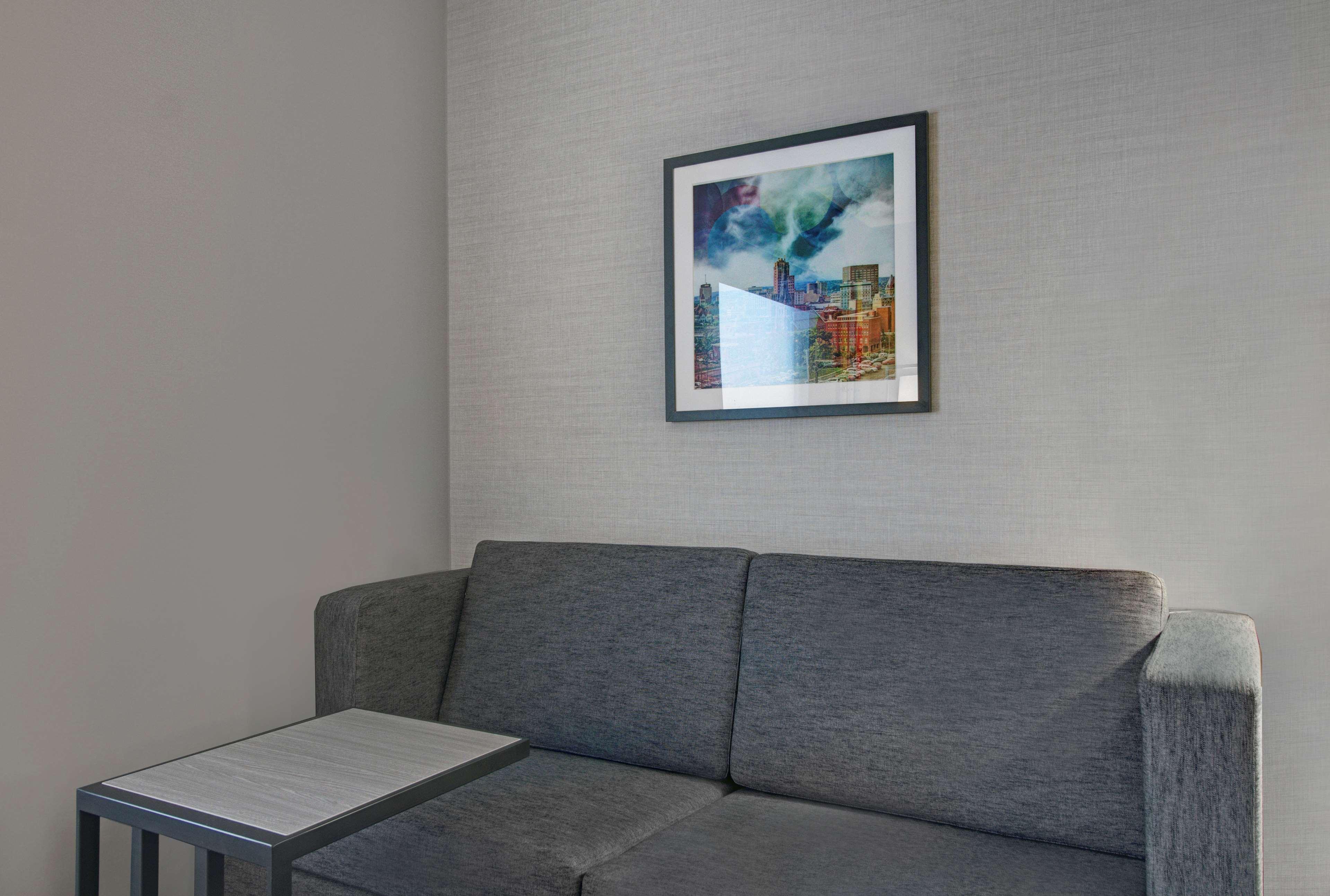 Hotel Hampton & By Hilton Syracuse Dewitt
