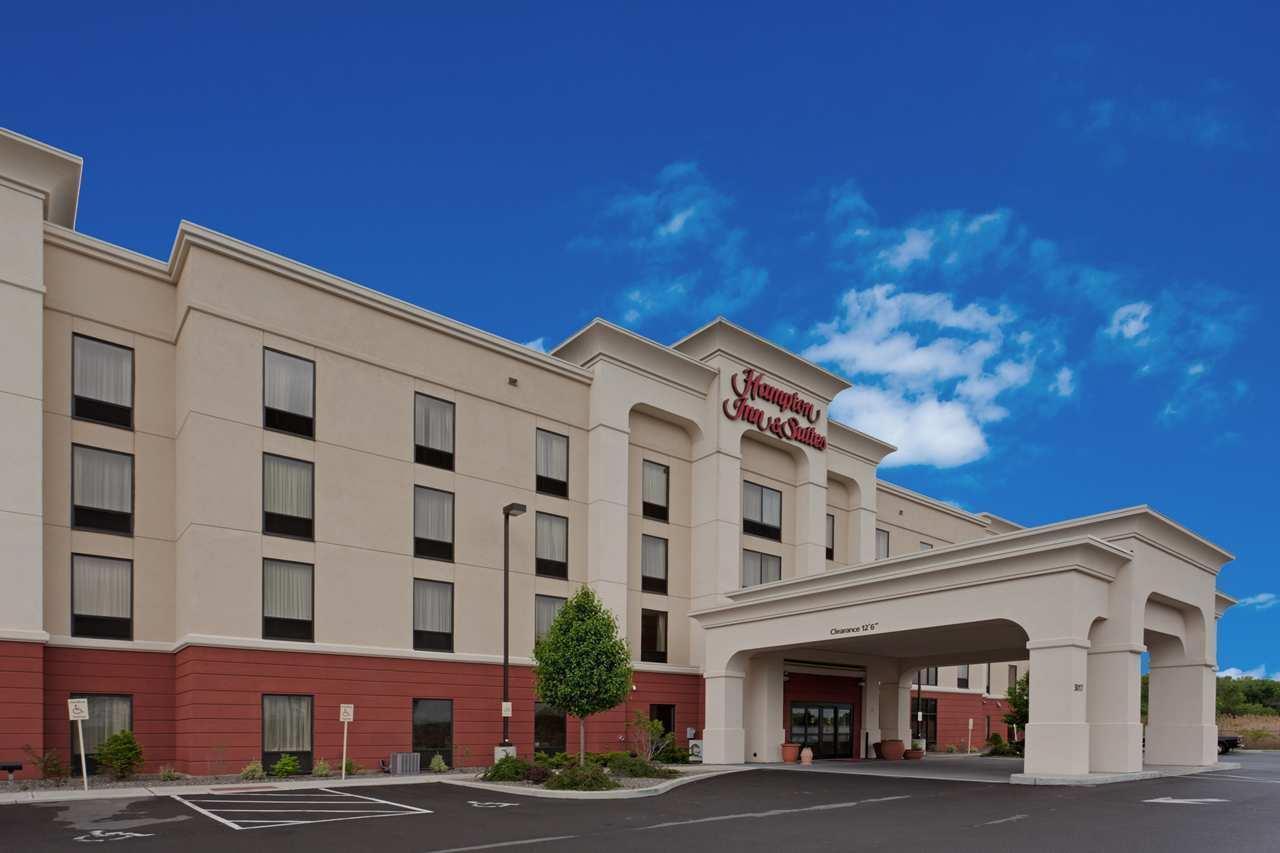 Hampton & By Hilton Syracuse Dewitt Hotel