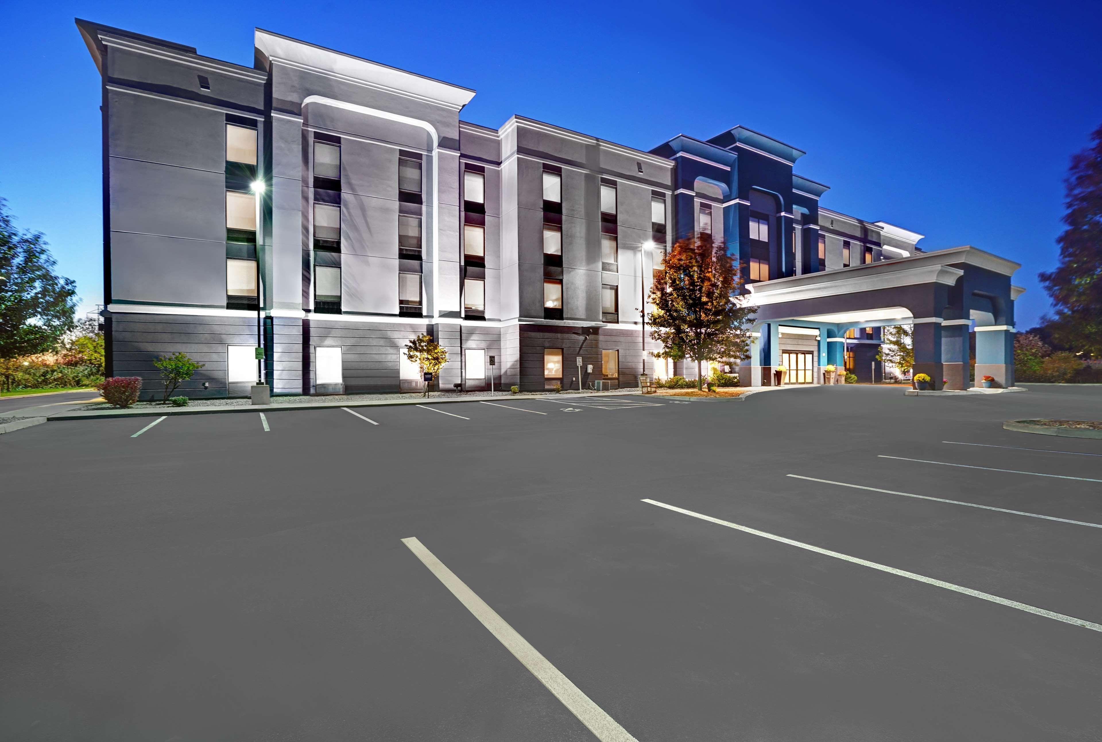 Hampton & By Hilton Syracuse Dewitt East Syracuse