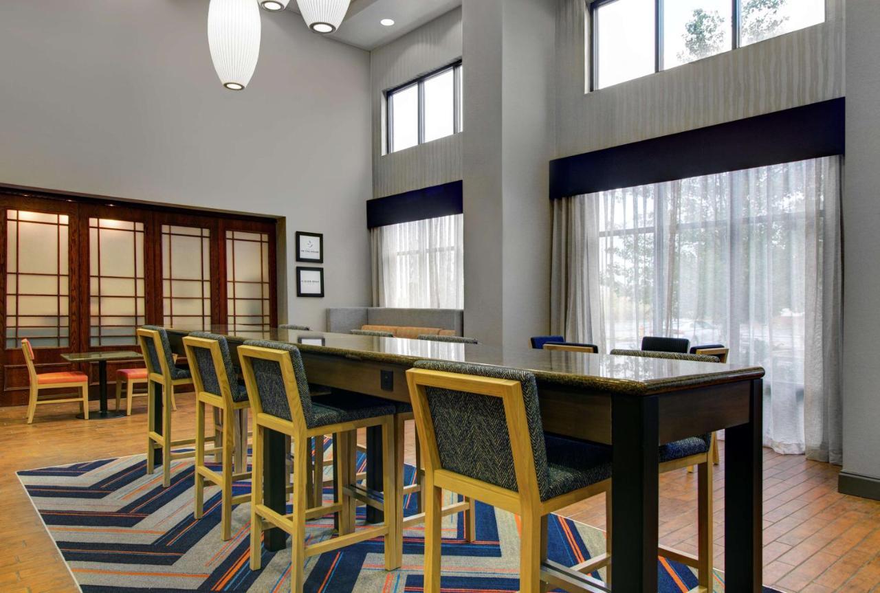 Hotel Hampton & By Hilton Syracuse Dewitt